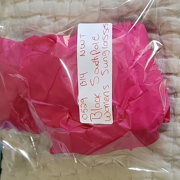 NWT South Pole Black Turquise Women's Sunglasses - Picture 8 of 8